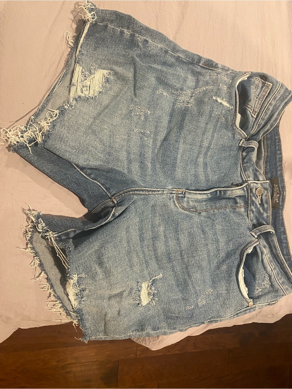 Judy Blue 1XL Denim shorts with Contrast Stitching